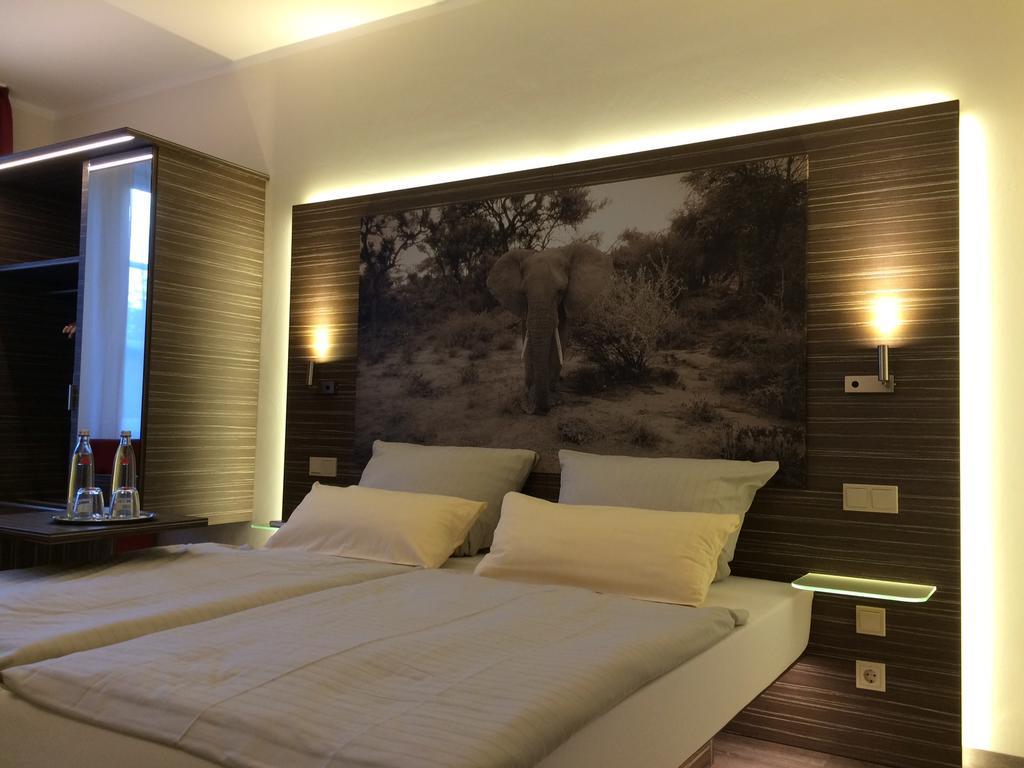 Gieschens Hotel Ахим Экстерьер фото